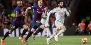 برشلونة
      يحاول
      "خطف"
      محمد
      صلاح
      بعد
      رسالته
      "الغامضة"