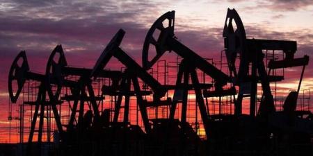 توقعات
      بارتفاع
      النفط
      بالربع
      الثالث
      مع
      تراجع
      المعروض
      وتزايد
      الطلب