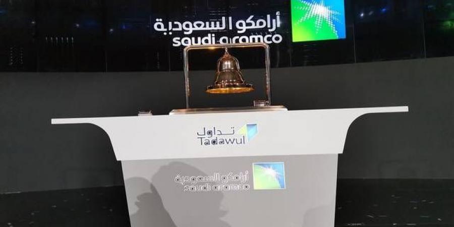 تنفيذ
      صفقات
      خاصة
      على
      سهم
      "أرامكو
      السعودية"
      بـ
      42.1
      مليار
      ريال