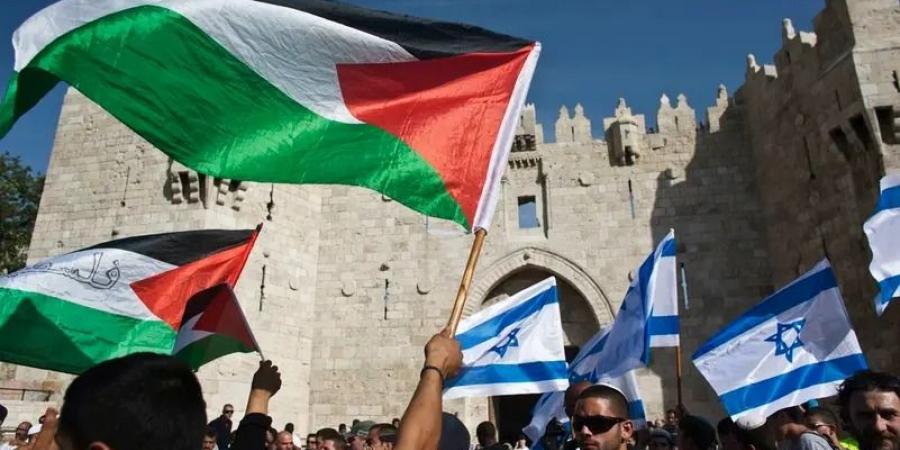 رسميًا
      |
      أعلام
      فلسطين
      وإسرائيل
      ممنوعة
      في
      "يورو
      2024"