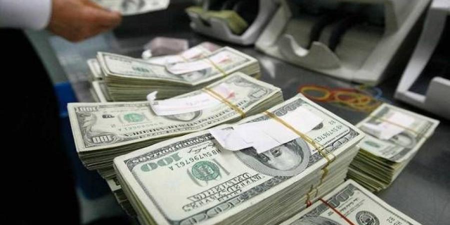 14.8
      مليار
      دولار
      أرباح
      بنوك
      الخليج
      في
      الربع
      الثاني